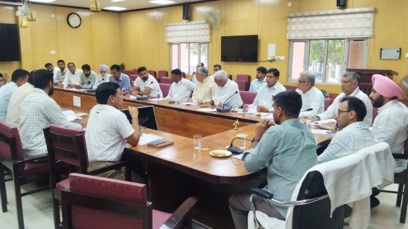 भाखड़ा रेग्यूलेशन कमेटी की बैठक में 24 मार्च तक का रेग्यूलेशन मंजूर, सादुलशहर विधायक ने उठाया नहरी पानी चोरी का मुद्दा