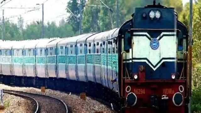 Railway operations: Preparations for Generative AI with IIT, Patrika Photo