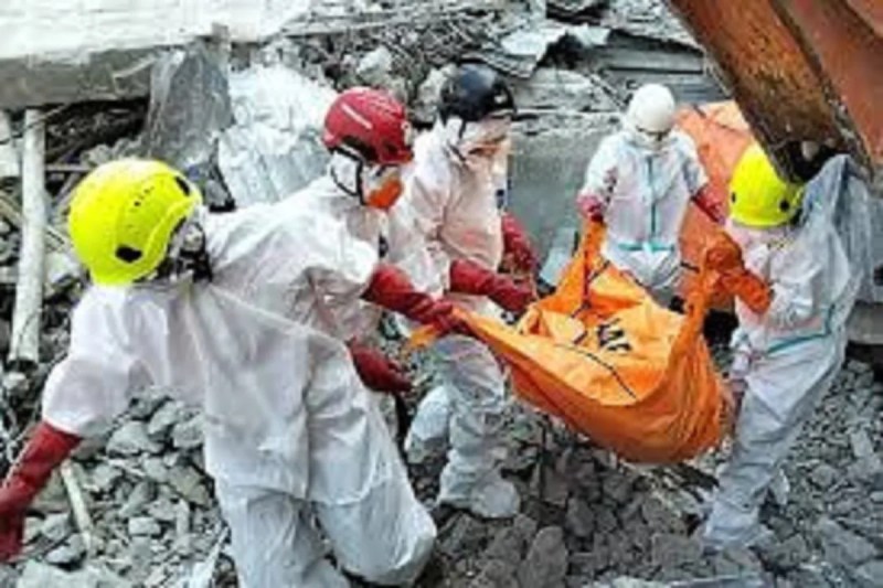 Indonesian school building collapse
