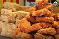 Rajasthan Mandis New jaggery Arrivals fast retail prices running twice as high as wholesale rate in Jaipur