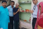 जंजीरों से जकड़ा व्यक्ति जोकरमल