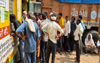 किसान बोले डीएपी की तरह काम नहीं करता नेनो डीएपी, बखन्नी चल रही अब खाद की जरूरत