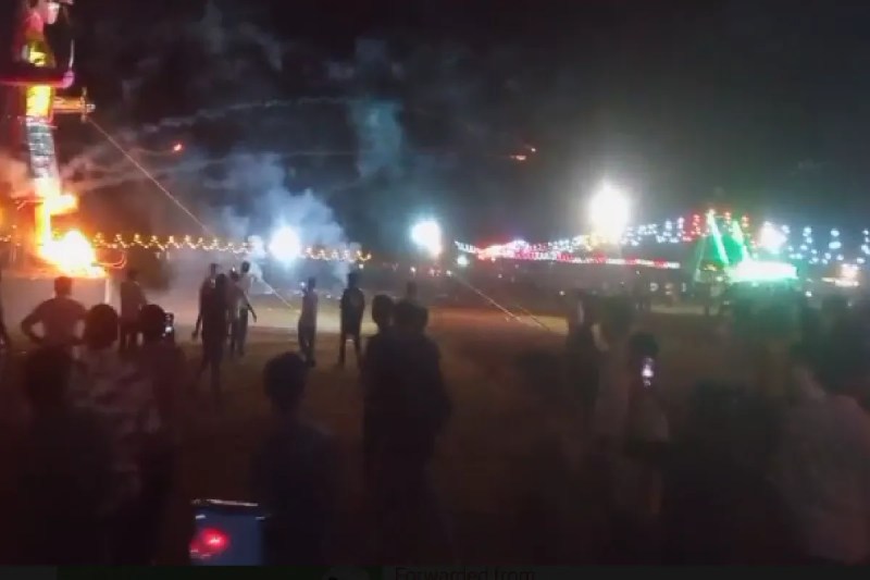 ravan dahan rocket viral video crackers dusshera neemuch mp news