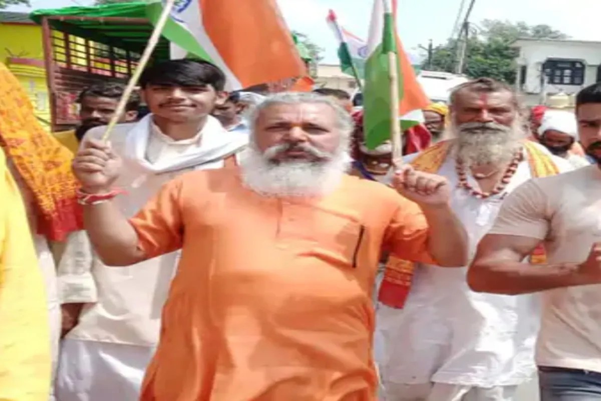 rawat temple mahant ram milan das in ayodhya dies