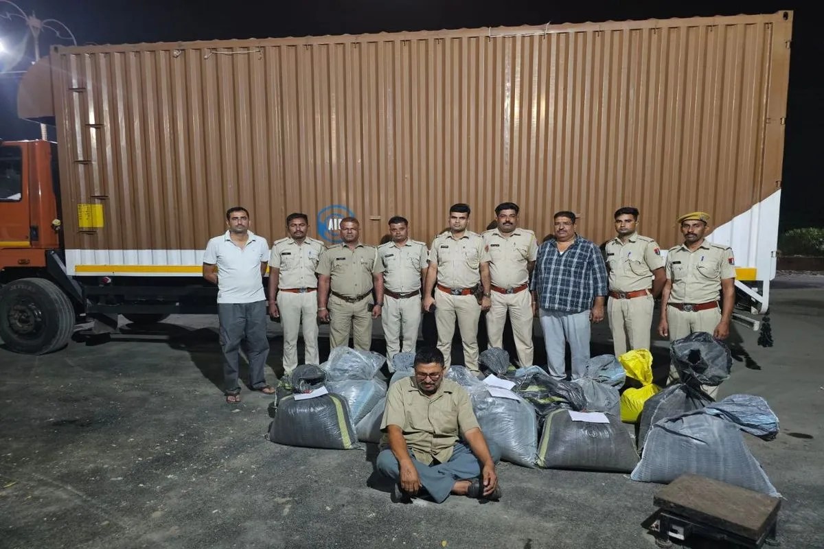मंगरोप पुलिस ने डोडा चूरा की बड़ी खेप पकड़ी