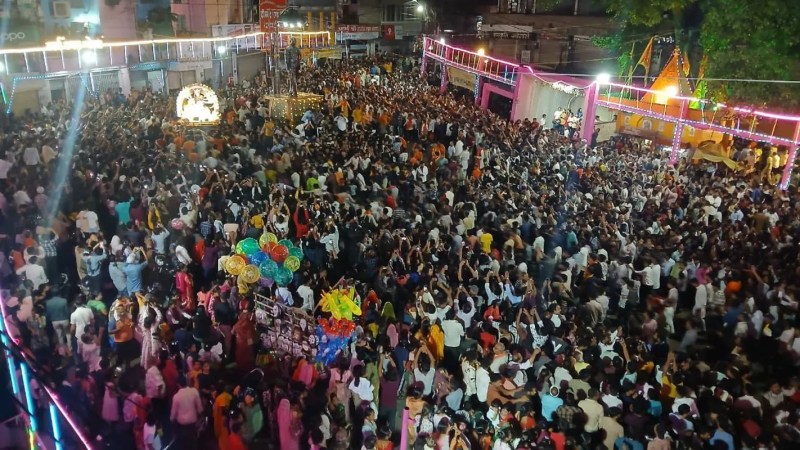 भैयाजी वैद्य काली का घर-घर रंगोली डालकर द्वार पर हुआ स्वागत