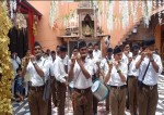 शहर में देश के आजाद होने के करीब तीन साल पहले 1944 में राष्ट्रीय स्वयंसेवक संघ की पहली शाखा लगाई गई थी। नगर इससे पहले कोटा जिले में ही शामिल था। संघ ने इसे 1965 में जिला बनाया। संघ की प्रथम शाखा ठाकुर बाबा का बाग ट्रक यूनियन अंबेडकर सर्किल पर प्रारंभ हुई।