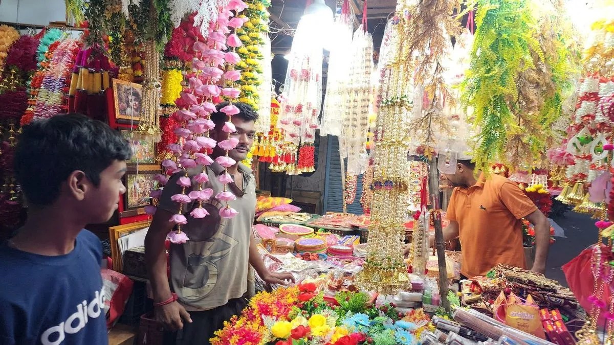 Video: सोना-चांदी, कपड़े, इलेक्ट्रॉनिक्स और सजावट के सामान की बढ़ेगी मांग