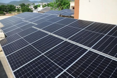 खेल संकुल में लगाया 160 किलोवाट क्षमता का सोलर प्लांट