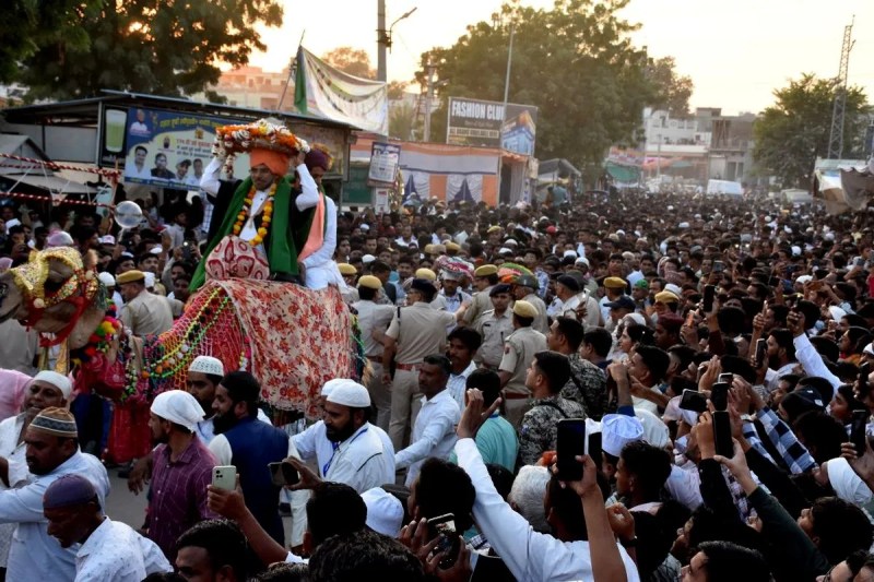 सूफी हमीदुद्दीन नागौरी रहमतुल्लाह अलैह का 774वें उर्स मुबारक के मौके पर शनिवार को बड़ा उर्स