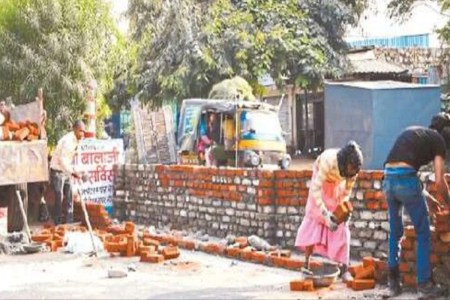 Cuts are being made on main roads, efforts are being made to prevent accidents.