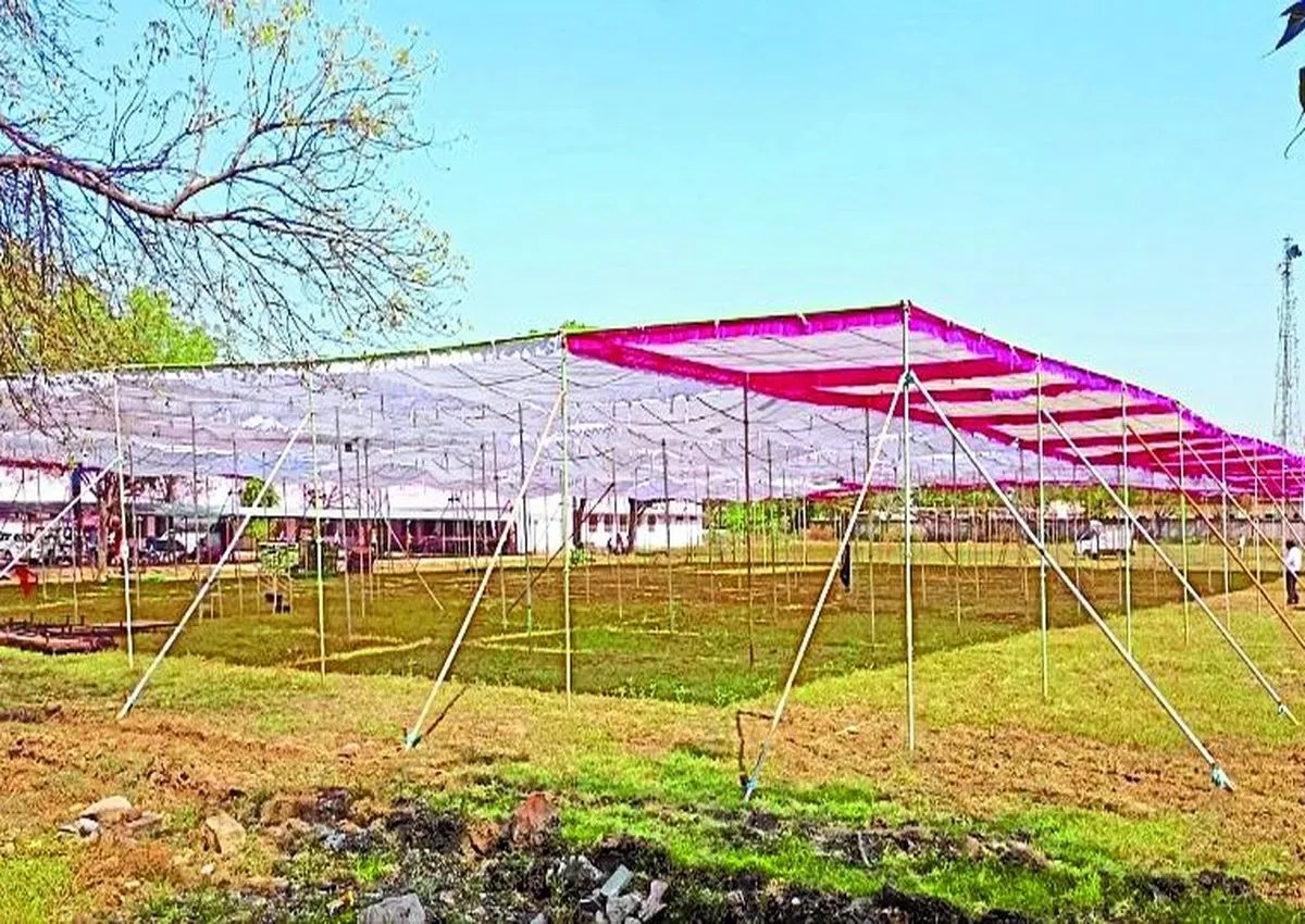 अंता विधानसभा उपचुनाव-2025 के तहत निर्वाचन विभाग ने स्वतंत्र, निष्पक्ष व शांतिपूर्ण चुनाव सम्पन्न कराने के लिए सभी तैयारियां पूरी कर ली हैं। सुरक्षा व्यवस्था को लेकर पुख्ता बंदोबस्त किए गए हैं ताकि 11 नवम्बर को मतदान और 14 नवम्बर को मतगणना सुचारू रूप से हो सके।