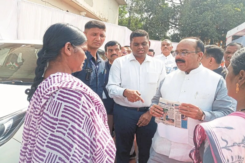 बस्तर ओलंपिक में लापरवाही पर फूटा गुस्सा (photo source- Patrika)