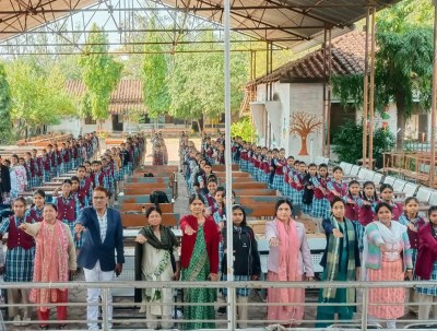 सागर की एमएलबी स्कूल की छात्राओं ने डॉक्टर हरिसिंह गौर को भारत रत्न मिलने की की मांग