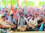 कलेक्टर को ज्ञापन सौंपकर समस्या का निराकरण कराने की मांग, प्रमुख महाविद्यालयों में बस परिवहन सुविधा बंद होने से छात्र-छात्राओं में भारी आक्रोश