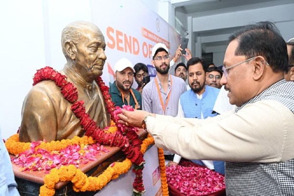 यूनिटी मार्च (फोटो सोर्स- DPR)