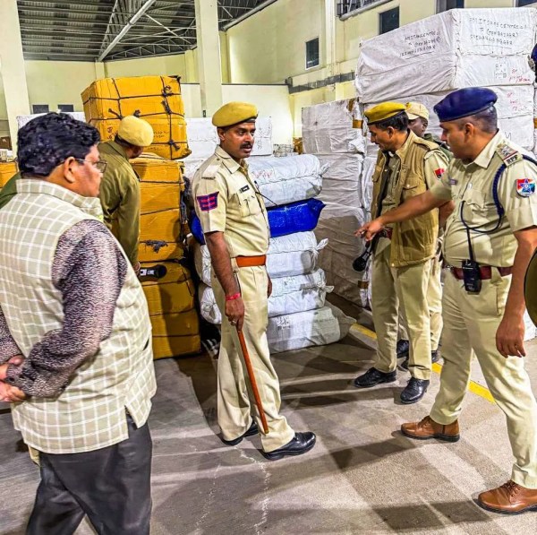 Cheking at jaipur railway station