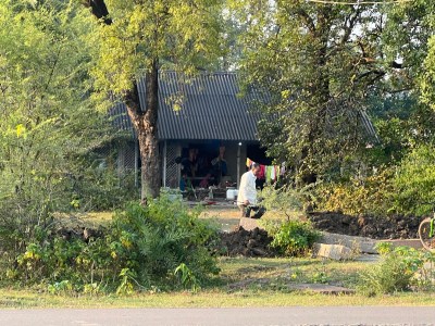 Employees of private companies occupied vacant houses in the railway colony, administration silent
