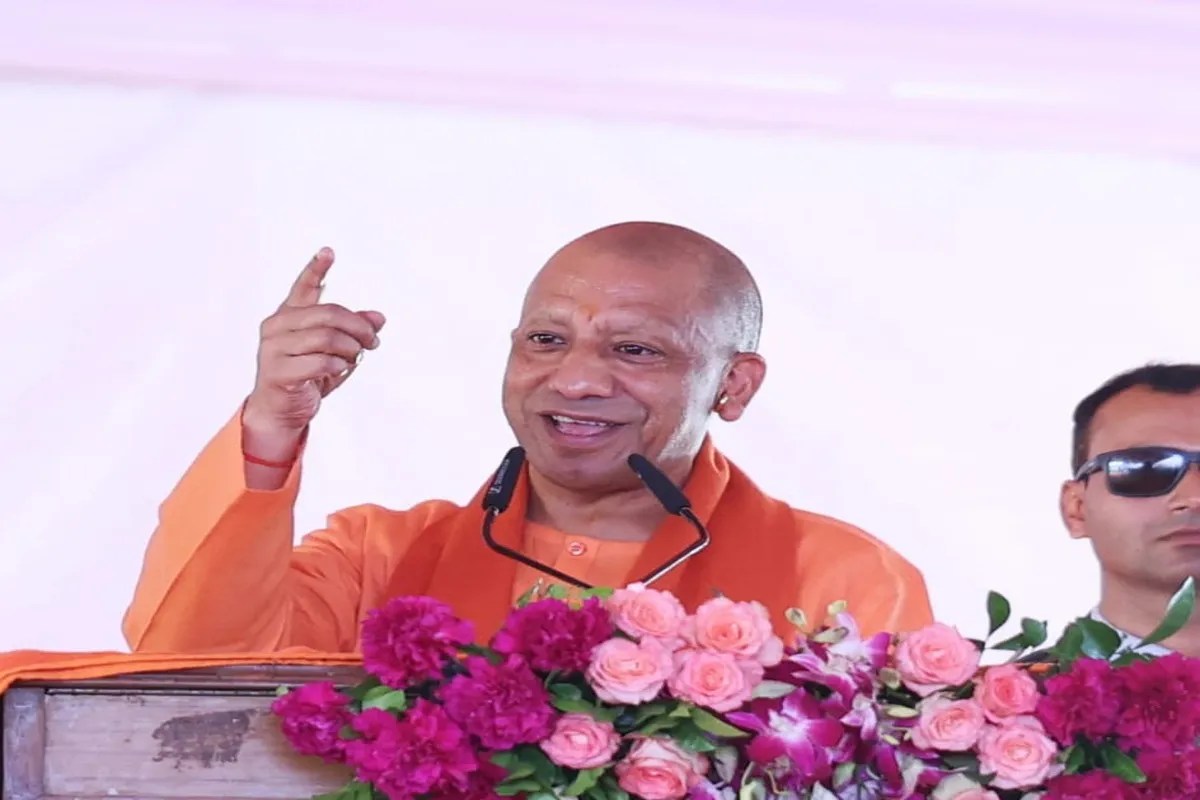 छह साल स्थिर बिजली दरों से यूपी में ऊर्जा क्रांति, योगी सरकार बना निवेश और राहत का मजबूत मॉडल (फोटो सोर्स : Information Department )