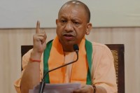 यूपी में अवैध विदेशी नागरिकों पर शिकंजा कसा, सीमावर्ती जिलों और शहरों में तेज़ी से चल रहा सत्यापन अभियान (फोटो सोर्स : Patrika)