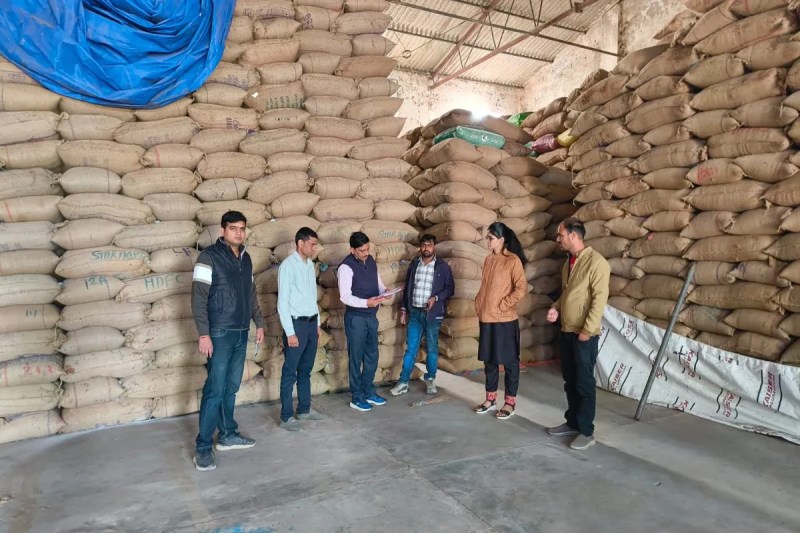 Investigation into illegal transportation of paddy