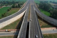 जल्द पूरा होगा सबसे लंबा एक्सप्रेसवे, ट्रायल रन दिसंबर में और उद्घाटन जनवरी 2026 में संभव (फोटो सोर्स : Whatsapp News Group)