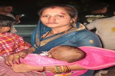 हाइवे पर बाइक सवारों से लूटपाट, दो महिला समेत 3 घायल Bike riders robbed on highway, 3 injured including two women