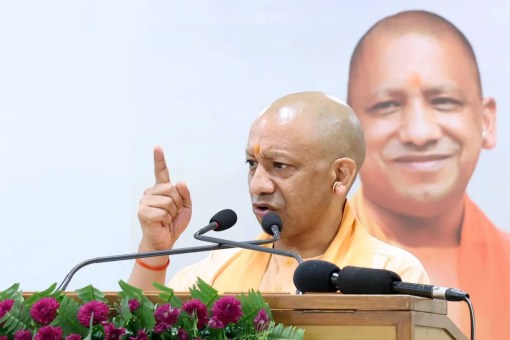 गैंगस्टरों पर बड़ा एक्शन- 100 से अधिक अपराधियों की संपत्ति कुर्क करने की तैयारी (फोटो सोर्स : Ritesh Singh )