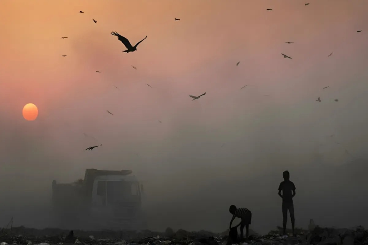 तापमान गिरते ही बढ़ी सांस की तकलीफ, बीपी और हार्ट अटैक का खतरा भी दोगुना (फोटो सोर्स : Whatsapp News Group )