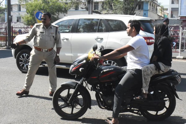 Traffice police Chaiking