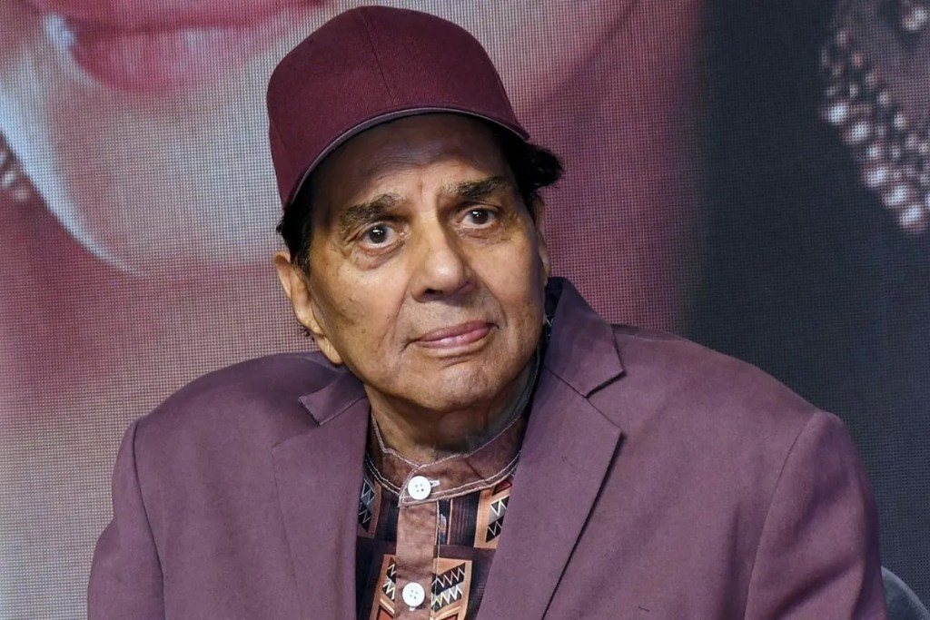 Bollywood-actor-Dharmendra-1