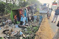 विदेशी शराब से भरा वाहन अनियंत्रित होकर पलटा (फोटो सोर्स- पत्रिका)