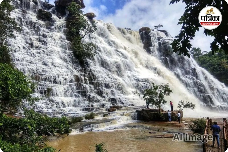 नए साल पर पर्यटन में उड़ान भरने को तैयार बस्तर (photo source- Patrika)