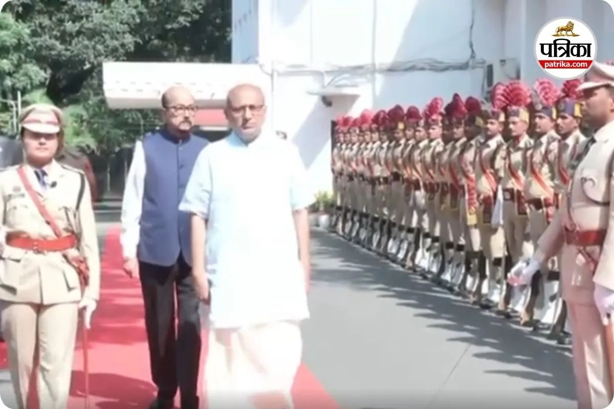 उपराष्ट्रपति राधाकृष्णन को छत्तीसगढ़ में मिला गार्ड ऑफ ऑनर, पदभार के बाद पहला दौरा, देखें Video