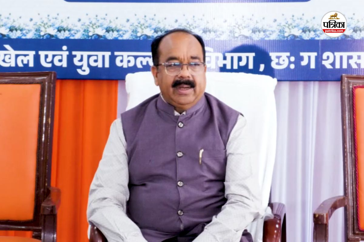 जनता पर बढ़ा बोझ, कांग्रेस नेताओं में मची तकरार, उप मुख्यमंत्री का तीखा हमला… देखें Video