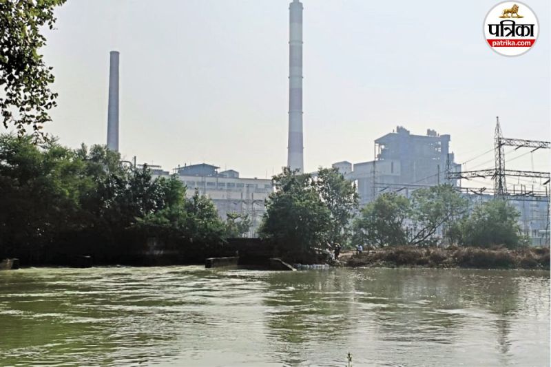 हाइडल प्लांट के पॉन्ड का तटबंध क्षतिग्रस्त (फोटो सोर्स- पत्रिका)