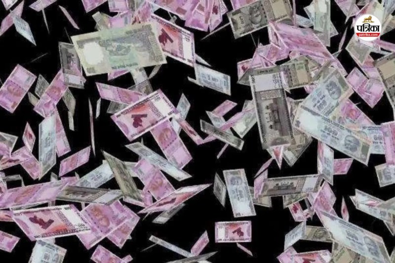 CG Fraud News: छत से बरसने वाले नोटों का झांसा! तंत्र-मंत्र के नाम पर लाखों लाख ठगी, जानें पूरा मामला...(photo-patrika)