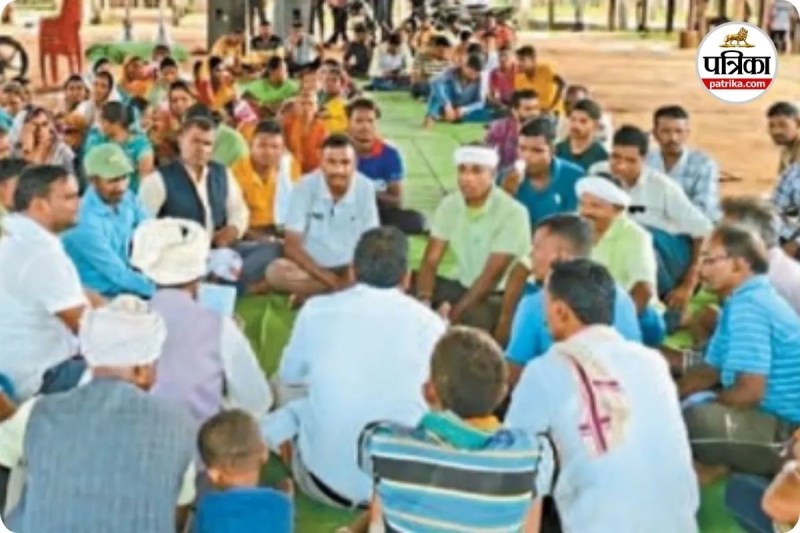 कर्मचारियों की आर्थिक स्थिति हुई खराब (photo source- Patrika)