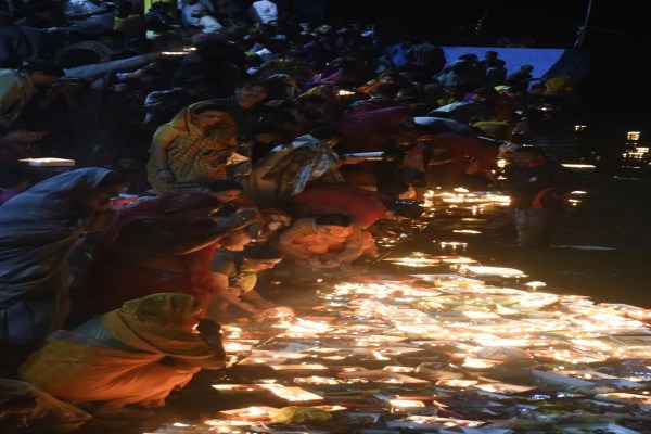 Kartik Poornima Deepdan 