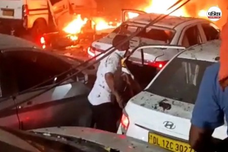 दिल्ली में कार में हुआ विस्फोट