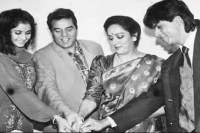 शाहरुख खान को हेमा मालिनी ने कहा था 'Ugly' और किया था आमिर खान को साइन