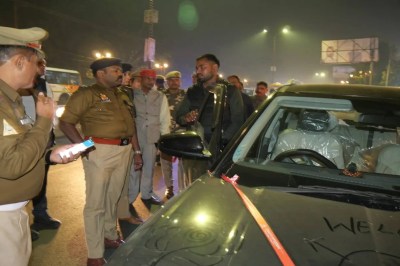 दिल्ली धमाके के बाद यूपी हाई अलर्ट, कड़ी चौकसी और सघन चेकिंग शुरू (फोटो सोर्स : News Whatsapp Group )