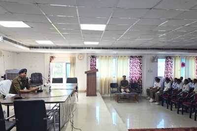 Up news, Deoria news, Deoria police