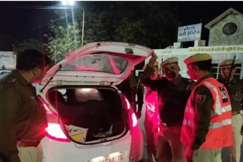 Up news, check point, Kushinagar