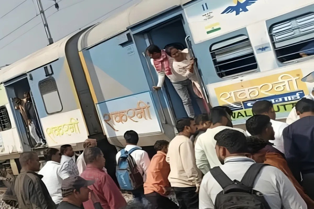 Intercity Express (फोटो सोर्स : Whatsapp Group)
