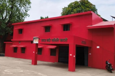 8 crore notice in recovery of 40 crore