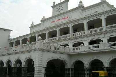 नगर निगम के आधिकारिक ठेले अब हरे और नीले रंग में दिखेंगे (फोटो सोर्स : News Whatsapp Group )