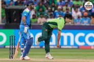 Naseem Shah and Virat Kohli