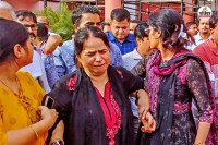 Jaipur Neerja Modi School Tragedy Mother screams echoed throughout hospital while father silently wiped away tears