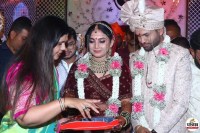 Pankaja Munde PA wife ends life